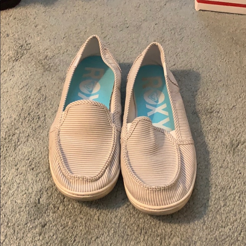 White and gray striped roxy boat shoes